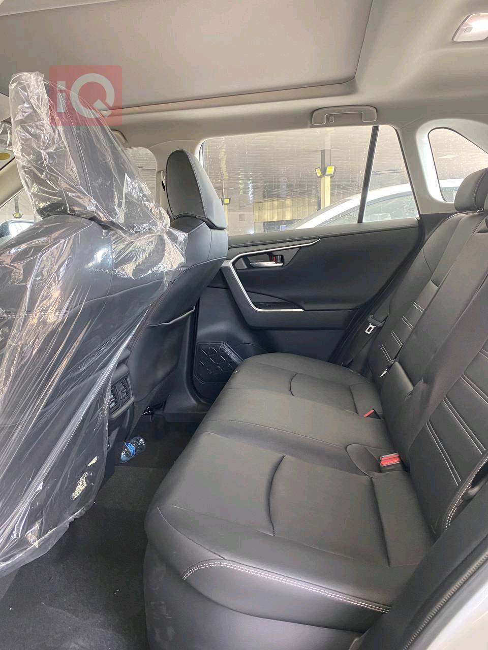 تويوتا راف 4